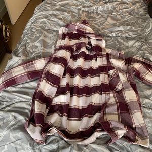 Express men’s red and white flannel hoodie